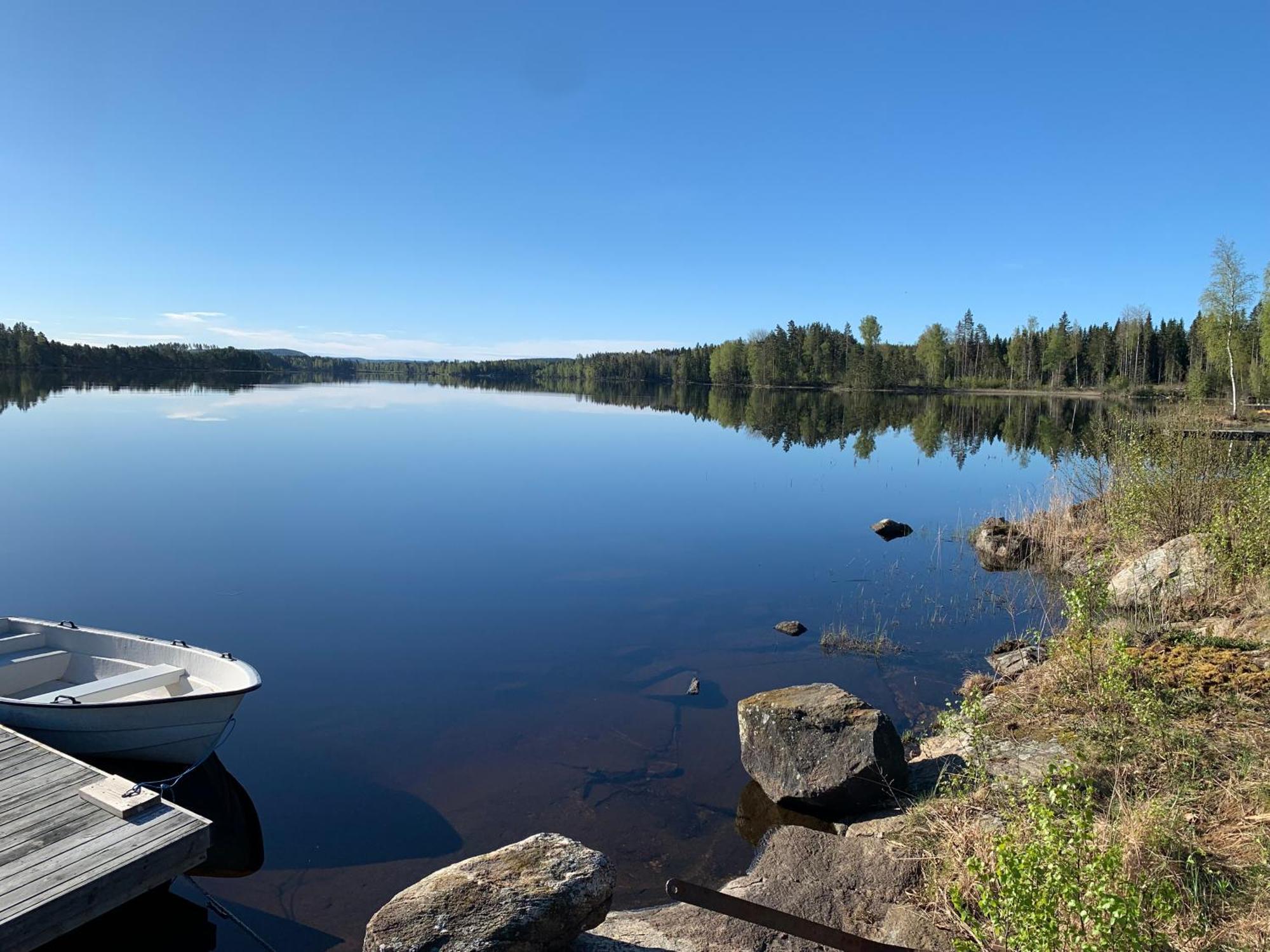 Cozy Cottage By The Lake, Charlottenberg Åmotfors Exteriör bild